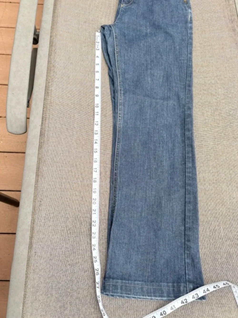 Y2K DKNY Dark Blue Denim Jeans Wide Leg excellent condition womens size 4 HEMMED